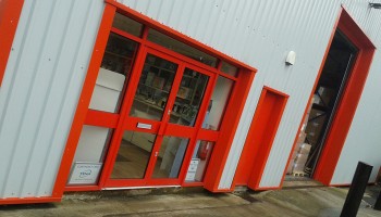 Commercial Units, Offices, Showrooms and Trade Counters